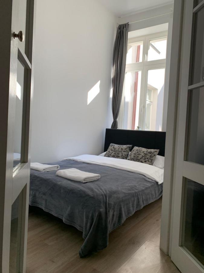 Prosta 17 By Rentoom Apartmán